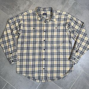 Patagonia Organic Cotton Flannel Plaid Button Up Shirt XL Cream Blue Yellow